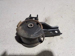 2015 Kia Soul mk2 EV Electric Middle Centre Motor Engine Mount - Picture 1 of 5