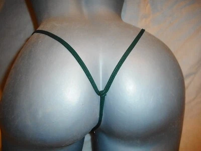 Cuerda G floral verde/dorada de Frederick's of Hollywood extra grande Foto 1 de 4