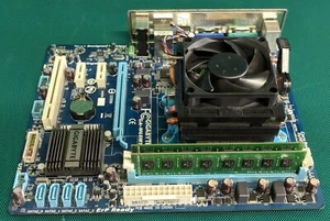 Gigabyte GA-M68MT-S2P Socket AM3 Motherboard AMD Phenom II X4 965 Black Edition - Picture 1 of 12