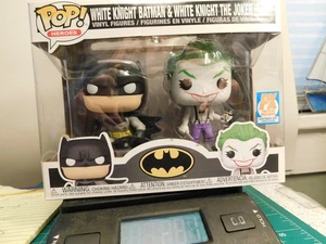 Juego de 2 muñecas Funko Pop Heroes White Knight Batman & White Knight the Joker - Imagen 1 de 9