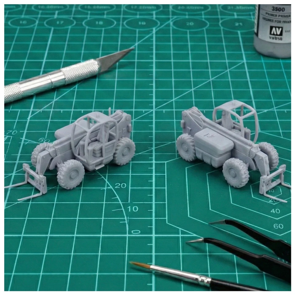 Ho Scale Railway Scenery Telehandler Wagon-Truck Load - Image 1 of 1