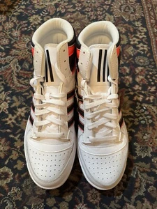 Men's Size 9.5  Adidas Originals TOP TEN RB Shoes White Black/Turbo GV9585.  NEW - Picture 1 of 5