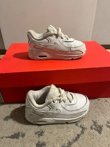Nike Air max Kids unisex White trainers UK 7.5 - Picture 1 of 5