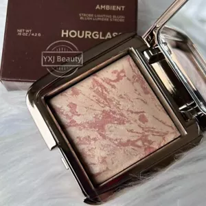 New In Box HOURGLASS Ambient Strobe Lighting Blush~Brilliant Nude~Full size 4.2g - Picture 1 of 4
