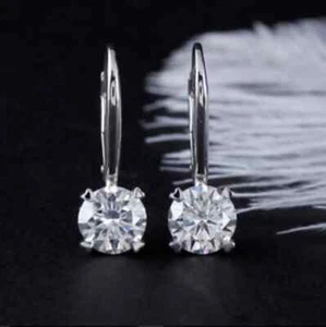 Pendientes colgantes para mujer de moissanita real de corte redondo de 3 quilates enchapados en oro blanco de 14 k - Imagen 1 de 7