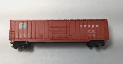 N Scale  Con-Cor   BURLINGTON ROUTE 50' Box car  CB&Q  50700 - Image 1 of 4