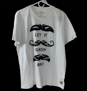 T-shirt American Eagle Outfitters uomo baffi lascia che cresca Bro bianca taglia XL nuova con etichette - Foto 1 di 7