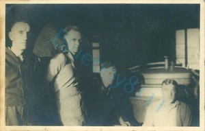 WW2 British Prisoners of War POW's Indoor group Photo Stalag XXI D Poland - Picture 1 of 3