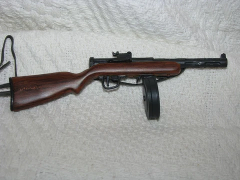 1/6 Scale WW2 Russian Red Army PPD-40 Sub Machine Gun with Drum Magazine Cover