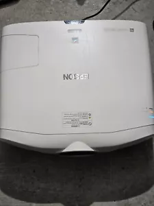 Projecteur home cinéma Epson EH-TW7300 4K Ultra HD 3D Vendu Dans L'état !! ⚠️⚠️ - Foto 1 di 18