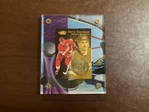 1996/97 Pinnacle Mint Collection Card with Brass Coin 12 of 30 Steve Yzerman