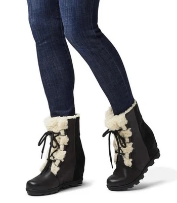 Sorel JOAN OF ARCTIC WEDGE II SHEARLING Winter Boots Black size 8 Lace Up - Image 1 of 4