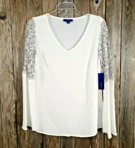 NEW Apt 9 Top M Ivory White Women's Lace Bell Sleeve Blouse - Picture 1 of 5