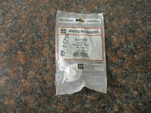WHITE RODGERS 3L01-200 FIXED SETTING SNAP CONTROL DISC NOS FREE SHIPPING - Picture 1 of 2