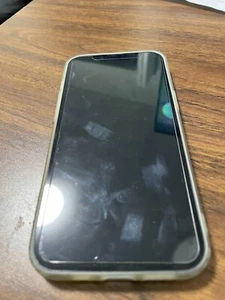 Apple iPhone 13 - 128 GB - Black (Unlocked) (CA) - Photo 1 sur 2