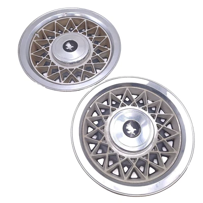 Juego de 2 cubiertas de tapacubos de rueda Buick Regal Century 1978-1980 vintage de 14" Foto 1 de 4