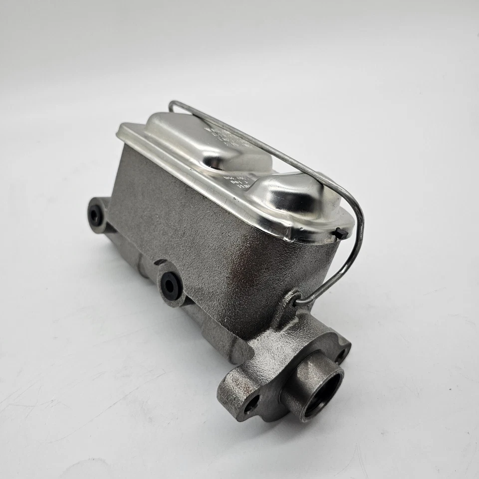 Cilindro maestro de freno Dorman para 1987-1991 GMC V1500 Suburban diésel 1988 1989 Foto 1 de 4