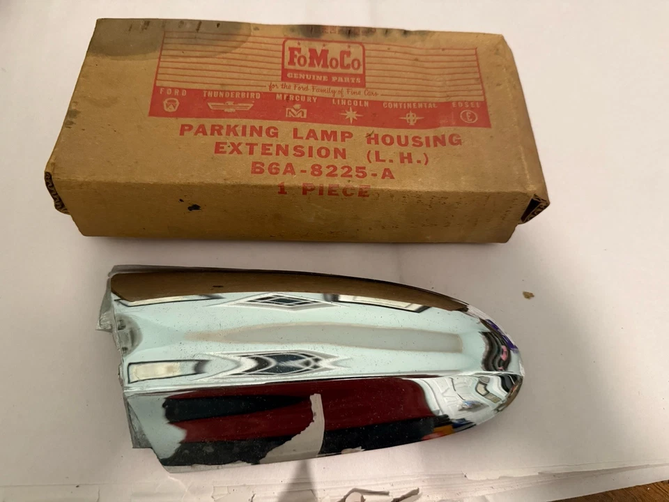 NOS 1956 Ford Fairlane Car LH Drivers Fender Parking Light Housing Extension - Image 1 of 4
