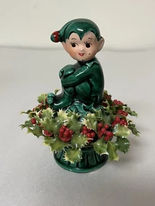 Vintage INARCO/Japan sitzende Pixie Elfe Knieumarmung Figur Kranz Weihnachtsdeko - Bild 1 von 8