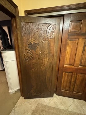 Puerta antigua vintage de madera maciza de caoba tallada a mano Adán y Eva, desnuda  Foto 1 de 4