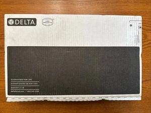 Delta Stryke breite Waschtischarmatur matt schwarz - Bild 1 von 6