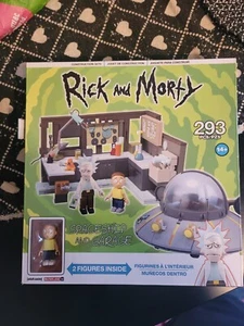 Rick and Morty Spaceship and Garage 293pcs Construction Set McFarlane 2016 NEW - Picture 1 of 3