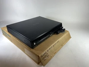 Toshiba HD-XA2KN Lettore DVD HDD - Foto 1 di 8