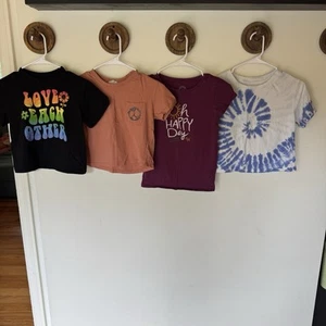 Graphic Tee Shirt Bundle Youth Girls Size Medium 8 - Picture 1 of 11