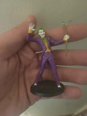Figura de 3 pulgadas The Joker DC Comics Liga de la Justicia BBDT187081 Superhéroe Coleccionable Foto 1 de 3