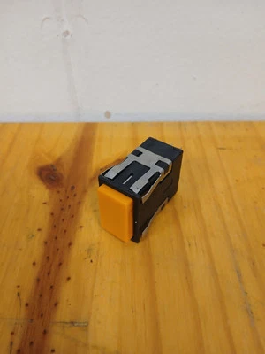 Interruptor momentáneo montaje en panel Micro interruptor Foto 1 de 4