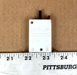 E-T-A Circuit Breaker 8A 28VDC P/N 129-L11-H-KF - Picture 1 of 7