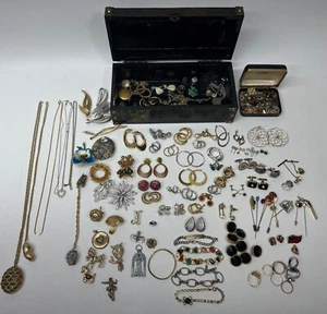 Schmuck Konvolut - Danecraft 925, BSK, Monet, Napier Halsketten Broschen & andere - Bild 1 von 24