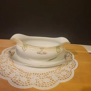 Antique c1891-1911 NIPPON Maple Leaf Mark #52 Gravy Boat, Hand Painted Porcelain - Picture 1 of 8