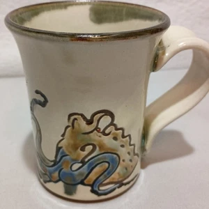 Vintage Hand Painted Coffee Tea Mug Pottery Octopus/ Shrimp Mug - Picture 1 of 9