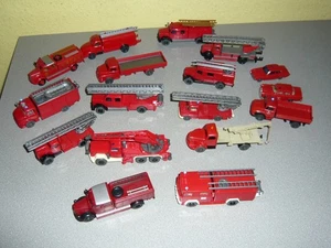 Wiking e altri - vigili del fuoco - varie auto - H0 - (055-945) - usato - ottimo - Foto 1 di 5