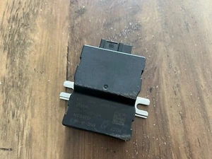 BMW 1 F20 F21 2 F22 F44 3 F30 4 F32 F33 X1 F48 X2 F39 OEM Fuel Pump Control Unit - Picture 1 of 10