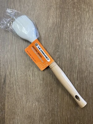 Cepillo basante "blanco" LE CREUSET Revolution cabeza de silicona mango de madera nuevo con etiquetas Foto 1 de 4
