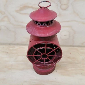 Vintage Hanging Red Traffic Lantern Signal Lamp - Damaged - Rusty Decorative  - Picture 1 of 8