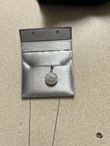 Diamond necklace - Picture 1 of 4