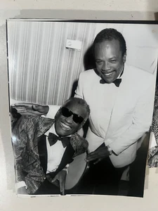 100 + PHOTOS BULK LOT MIXED CELEBRITIES Musician HOLLYWOOD EVENT STILLS #22 - Picture 1 of 20