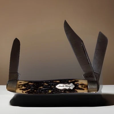 NAVAJA DE BOLSILLO VINTAGE DE 3 HOJAS TÍO HENRY’S SCHRADE COLECCIONABLE ¡EX ESTADO HECHA EN EE. UU.! Foto 1 de 4