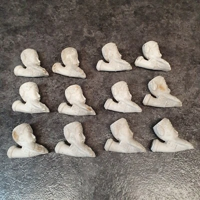 LOT DE 12 PIPES ANCIENNE EN TERRE BLANCHE JACOB ref AP192 - Photo 1/4