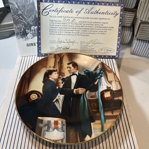 Gone With the Wind Critic's Choice "The Paris Hat" Plate Artist Paul Jennis - Picture 1 of 4