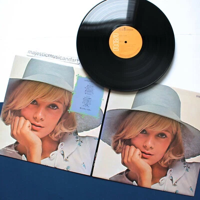 SYLVIE VARTAN 1972 ORIGINAL VINYL LP +BOOK COVER YEH YEH CHANSON FEMME PSYCH NM - Image 1 of 4