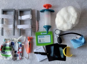 Our Generation 18" Puppenzubehör Arzt Set Stethoskop Röntgen 14 Teile - Bild 1 von 7