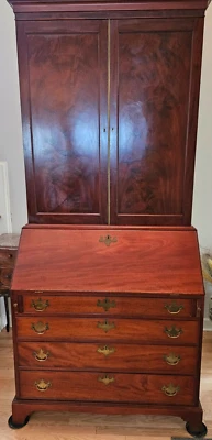 Stunning Chippendale Style Secretary Desk with Flamed Mahogany Cabinet - Image 1 of 4