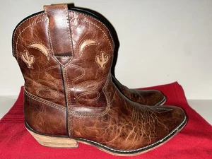 DINGO LEATHER WESTERN STYLE COWBOY LADIES SIZE 9W ANKLE BOOTS ZIP CLOSE BROWN - Picture 1 of 13
