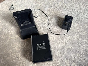 BATTERY AND CHARGER ONLY  for VAX Blade 4 Pet Cordless Vacuum Cleaner  - Picture 1 of 3