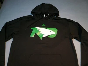 Adidas North Dakota Fighting Hawks BRAND NEW Hoodie Pullover ND Sioux NWT L XL - Picture 1 of 12
