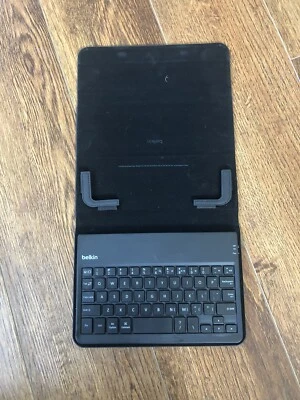 Чехол для портативной клавиатуры Belkin модель F5L146 для iPad Kindle  - Изображение 1 из 4